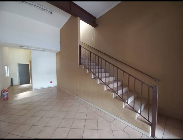 1,260M² FACTORY TO LET IN ANGELO